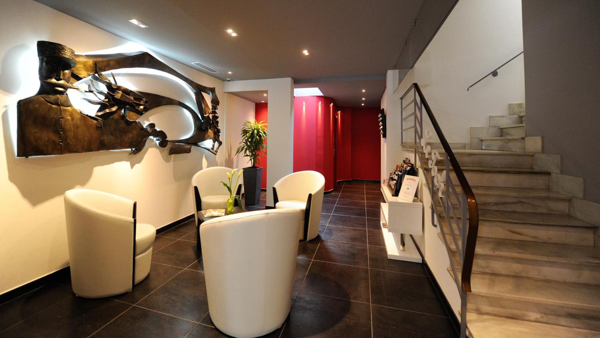Hotel Foch Tarbes Exterior photo