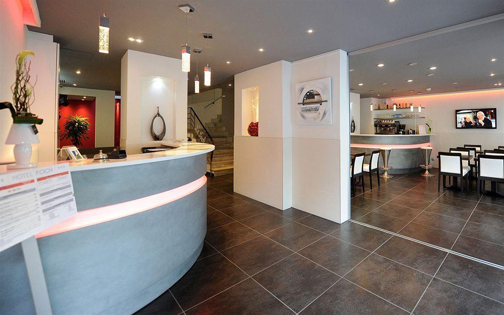 Hotel Foch Tarbes Exterior photo