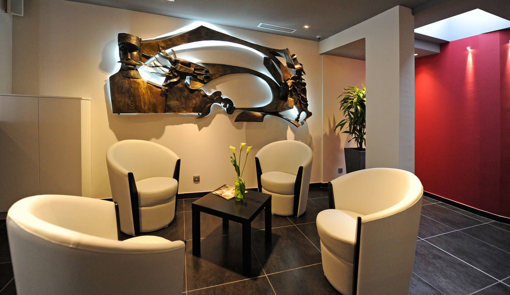 Hotel Foch Tarbes Exterior photo