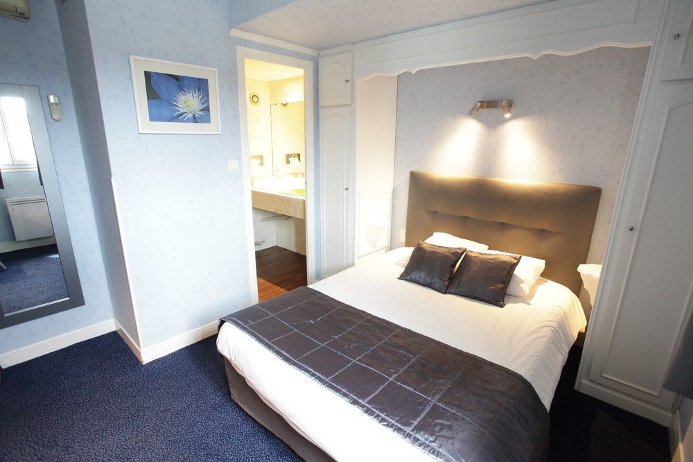 Hotel Foch Tarbes Exterior photo