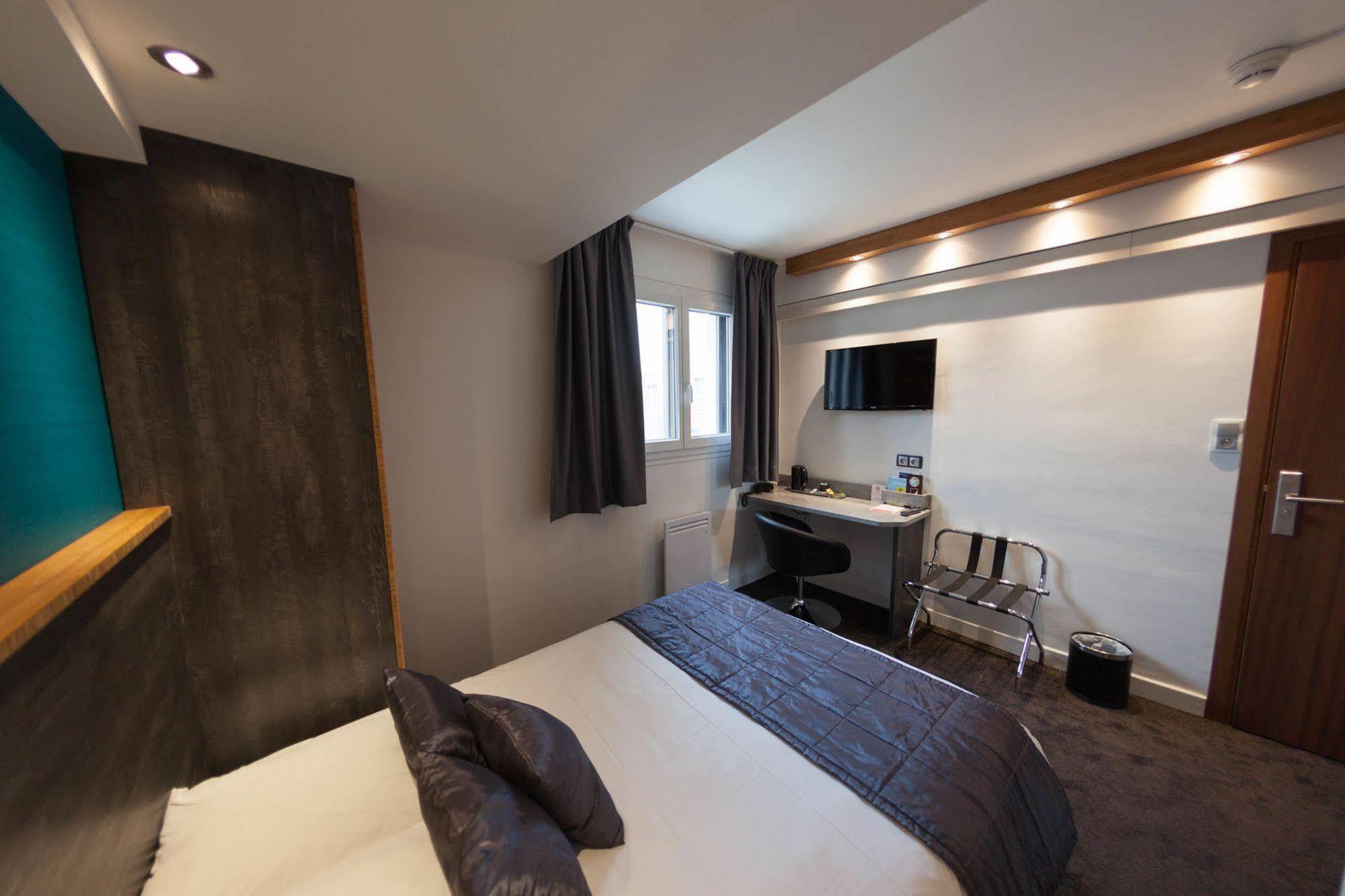 Hotel Foch Tarbes Exterior photo