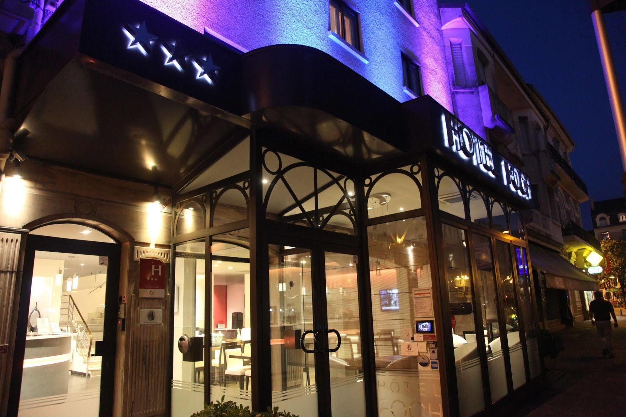 Hotel Foch Tarbes Exterior photo